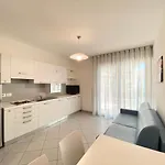 Apartment Artesi - Carraro Immobiliare - Family Lido di Jesolo
